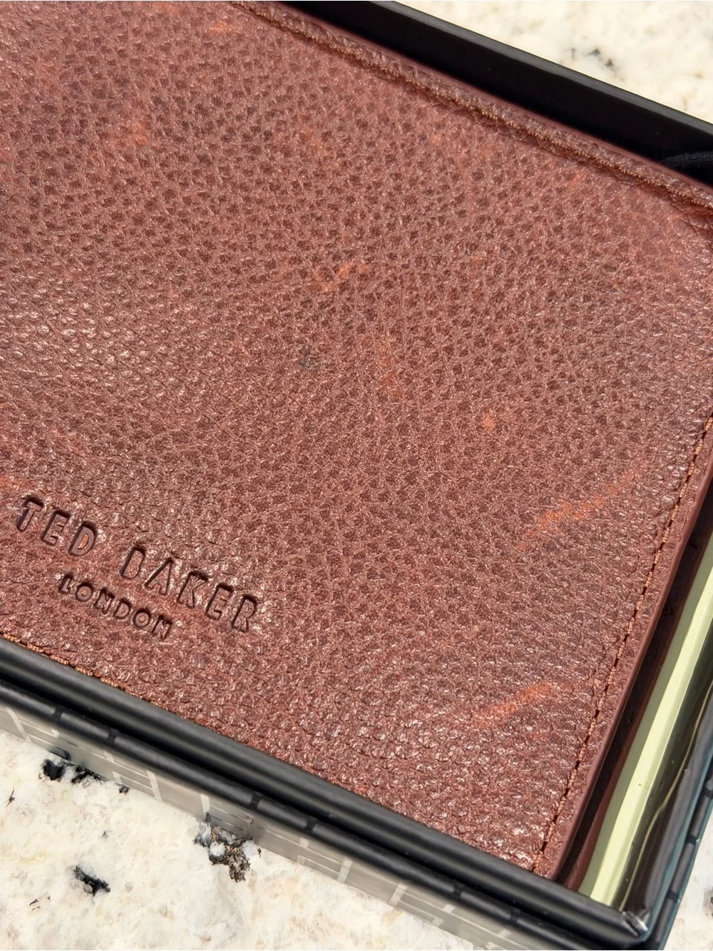 NWT . . .  Ted Baker Brockwell Pebbled Leather Wallet
